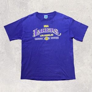 VINTAGE Y2K NBA Lakers Purple Tshirt - SIZE LARGE